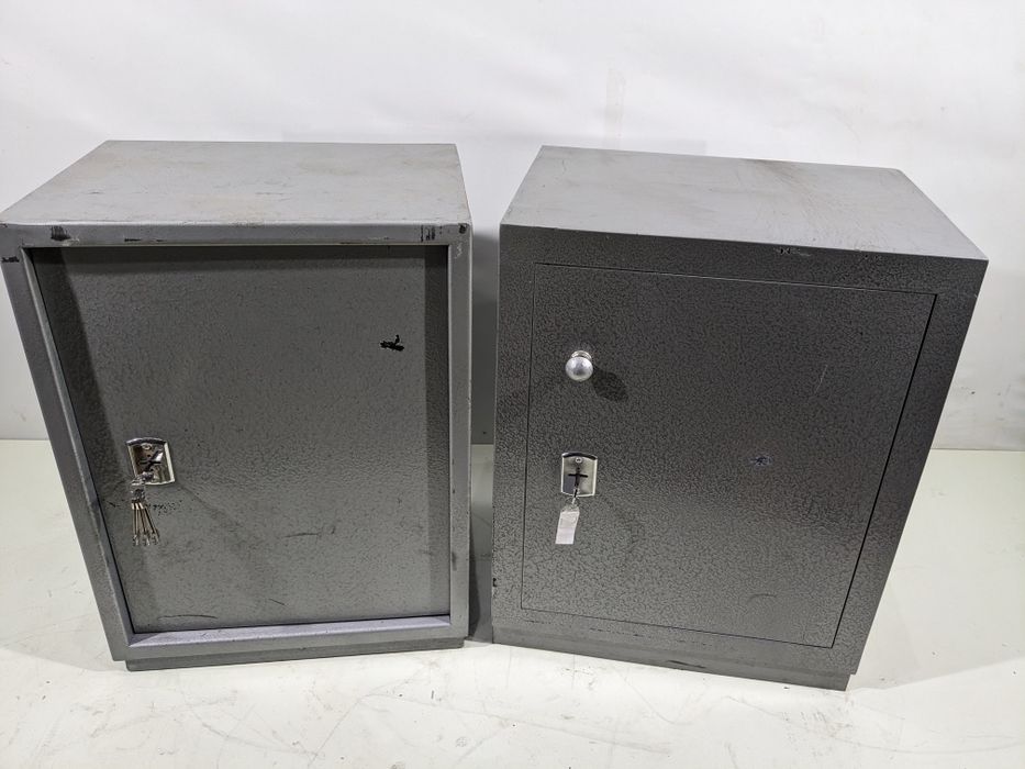 Сейфи для офісу , дому , для зброї