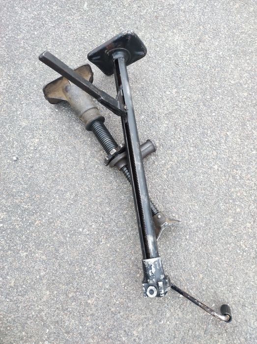 Домкрат Винтовой Уаз 451,452,Волга Газ 21,24,31029, Ваз Жигули,Москвич