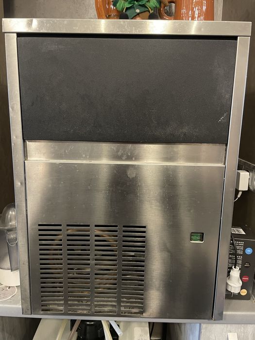 Льодогенератор Brema