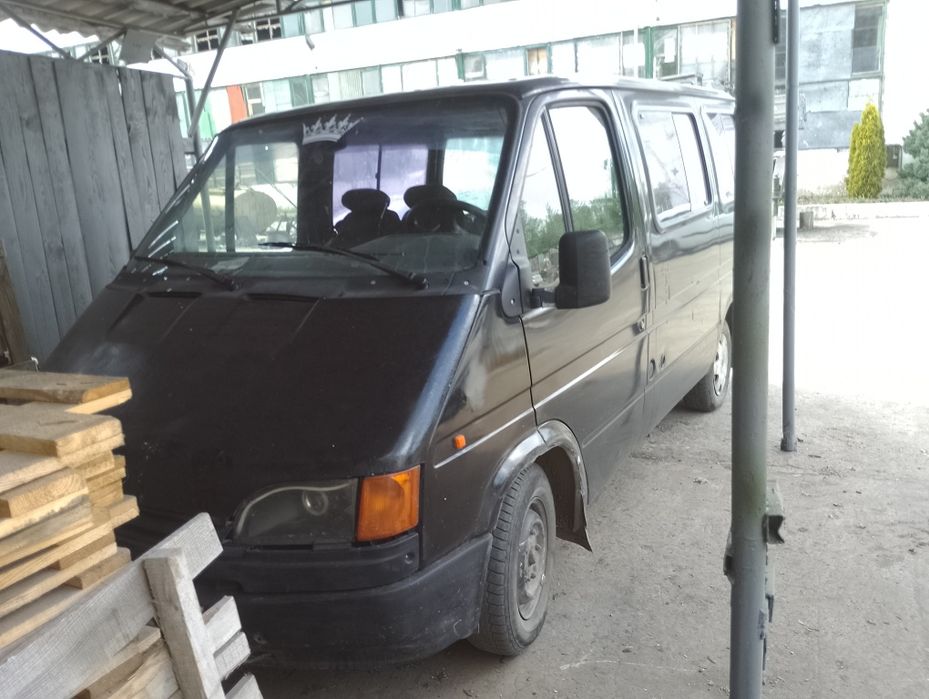 Продам форд транзит.