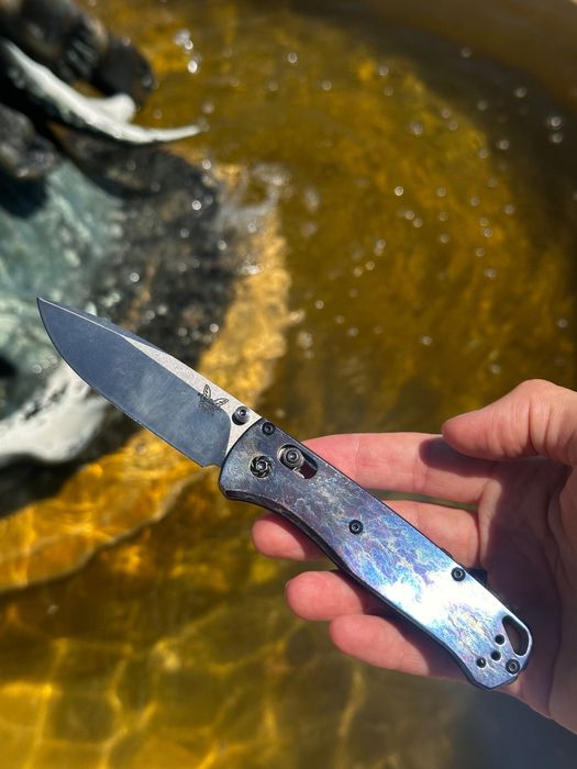 Нож Benchmade Bugout 535 Disarray Titanium