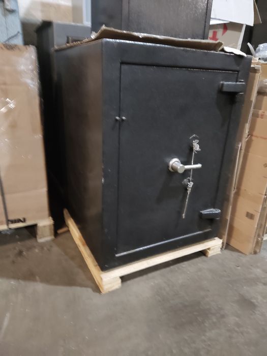 Продаю  вогнестійкій сейф
