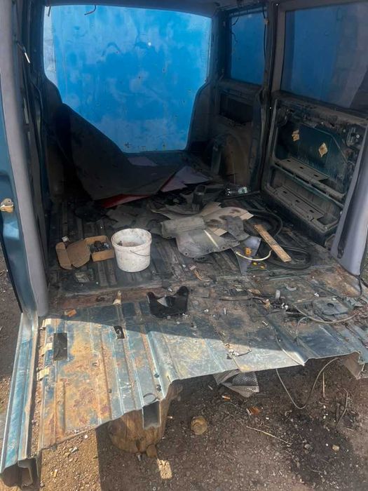 Частини кузова/чверть/крило/арка Мерседес Віто 638