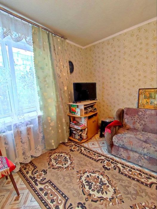 Продам 2 ком квартиру улица Мозолевского 2 Правый берег 12 квартал