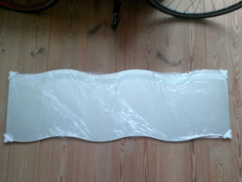 Lustro fala 1200x400