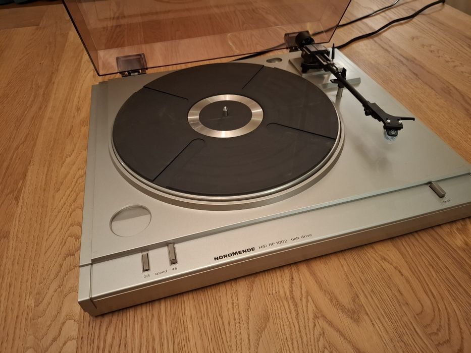 Gramofon Nordmende RP 1002