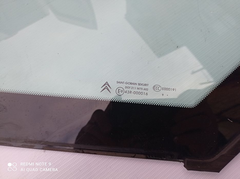 Стекло кузовное переднее заднее c4 grand picasso 2009 2010