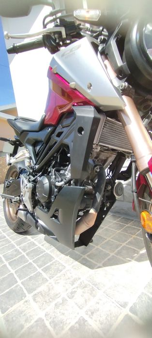 Honda CB 125R  - Como Nova