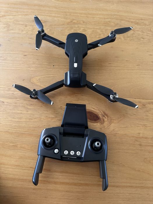 Drone Holy Stone HS175D