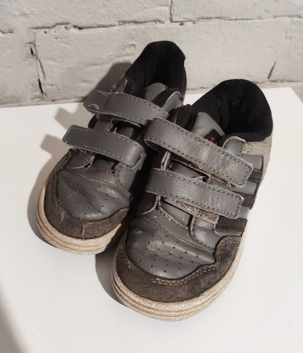 Buty sportowe Adidas, rozmiar 25