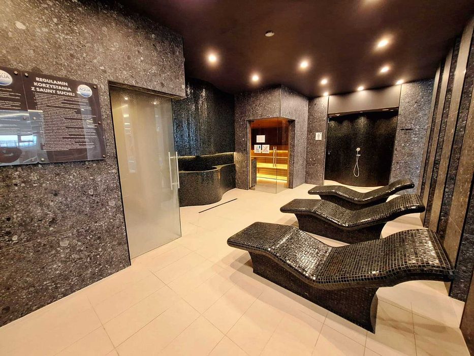 Noclegi przy plaży w Kołobrzegu – Aqua Polanki, basen, SPA i parking