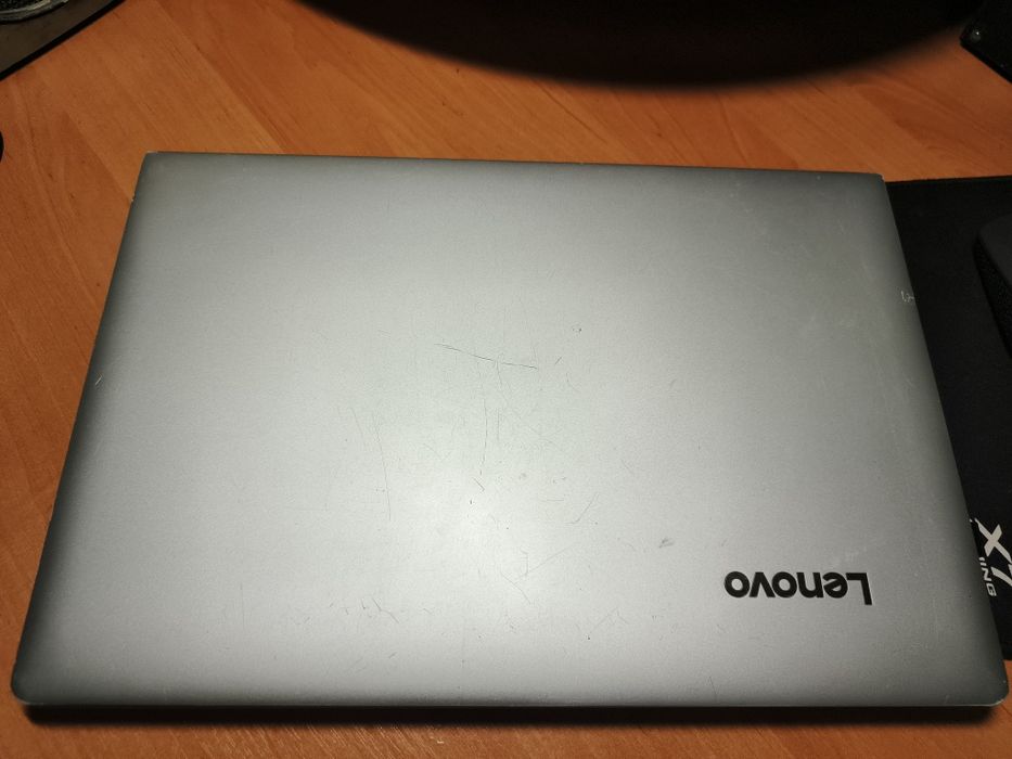 Отличный ноутбук Lenovo i5(7gen),8Озу,Ссд256,акб2часа