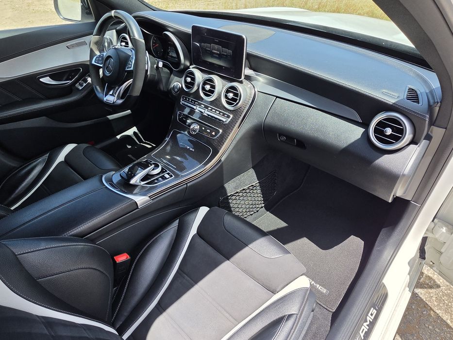 Mercedes-Benz C63 S AMG 510cv Carbon-Ceramic Packet