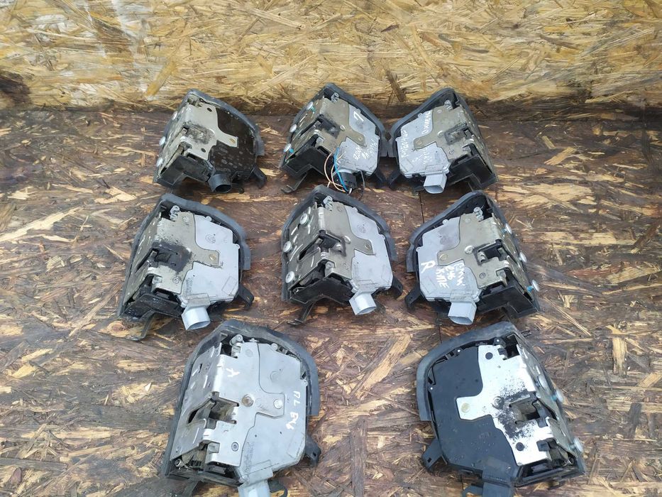 Замок дверей БМВ Е46 BMW 3 E46 Купе