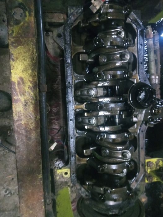 Części silnika mercedes om 352 głowica pompa blok