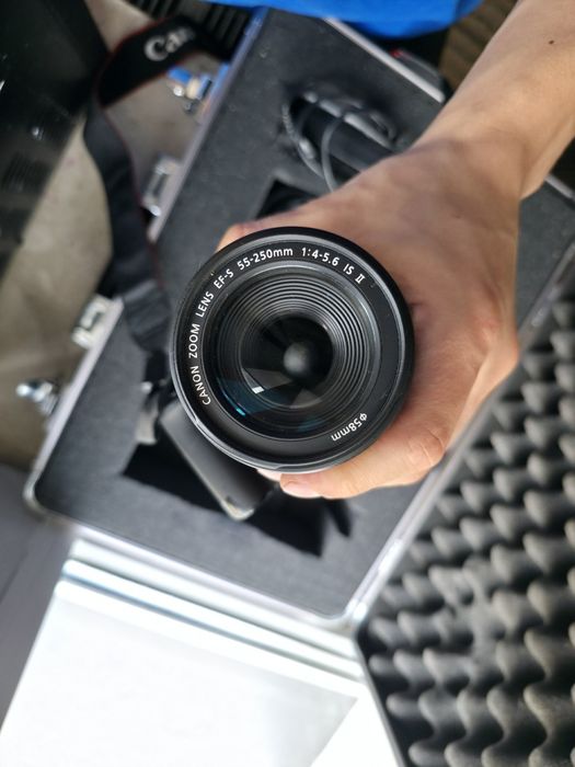 Aparat Canon eos 1000D