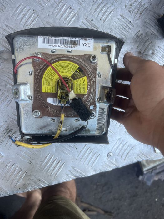 Подушка в руль Киа соренто 05год kia sorento