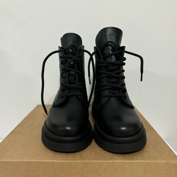 шкіряні ботинки зимові 36 розмір жіночі