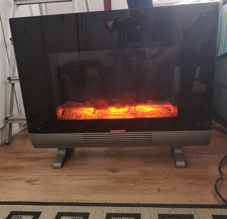 Kominek elektryczny