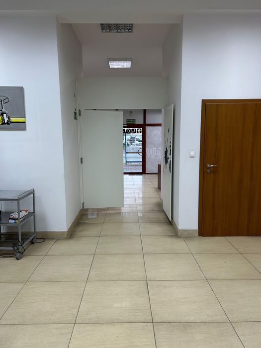 Wynajmę lokal 75m2