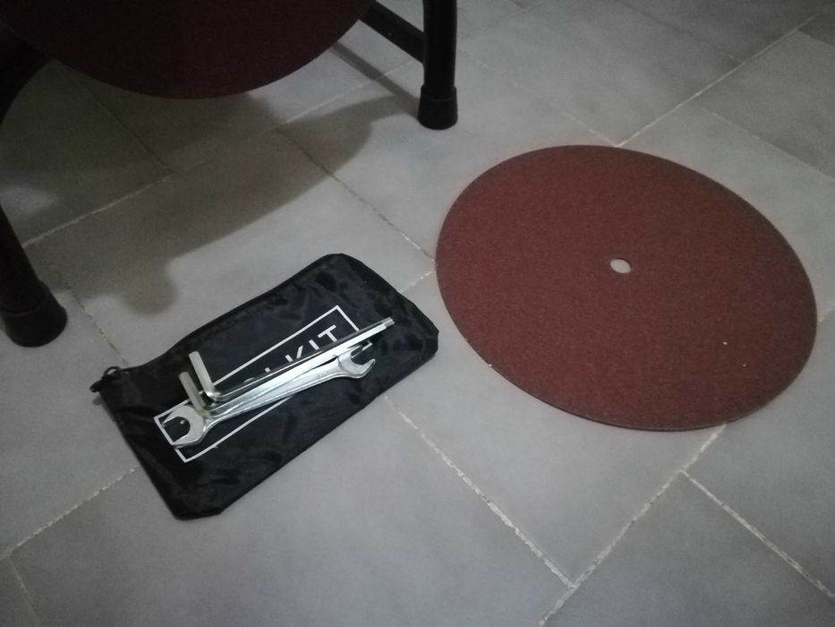 STOCK 24H - Afiador Profissional de Pentes Facas Laminas Ovelhas