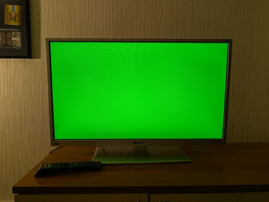 Телевізор Saturn 32"