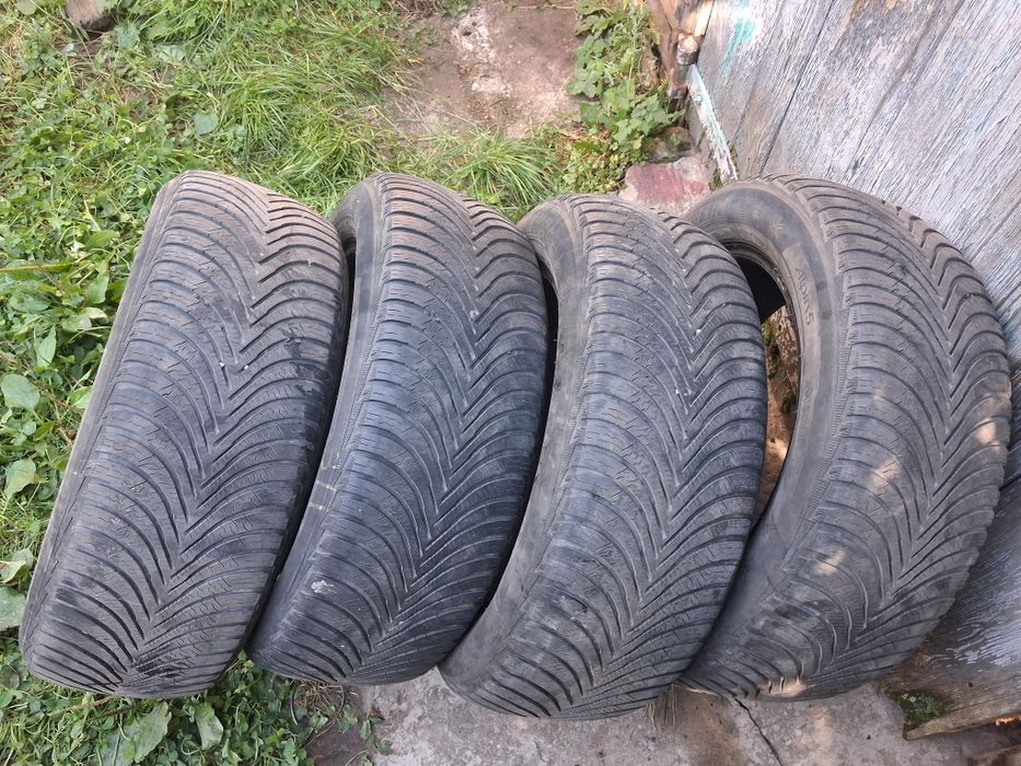 Зимова гума Michelin б/в