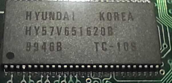 Pamięć RAM SDRAM DIMM Hyundai PC100 Retro 32 MB