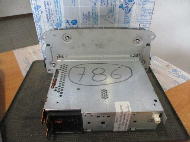 Rádio / auto-rádio SEAT Ibiza IV (6J5, 6P1)