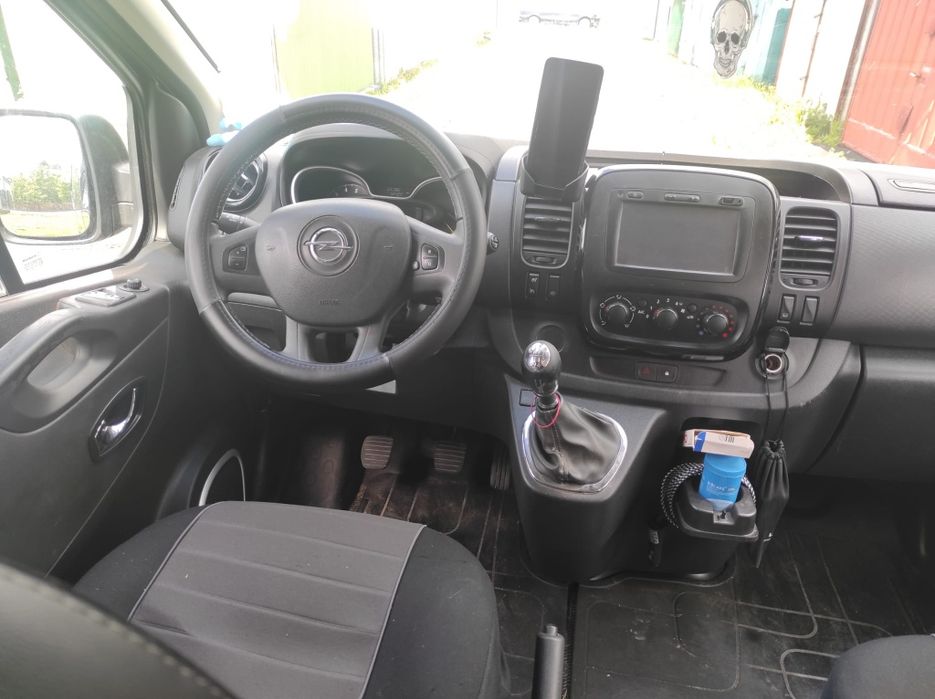 Opel Vivaro 2016 1.6 CDTI 125Km 5 osób 237tys.km