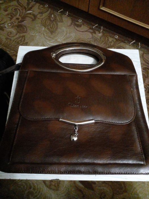 Женская моднвя кожаная сумочка