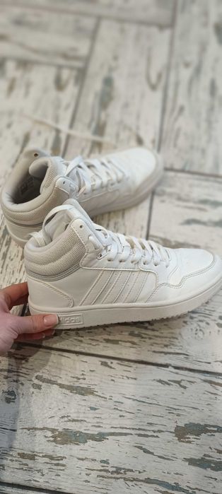 Кросівки Adidas(оригінал)36р