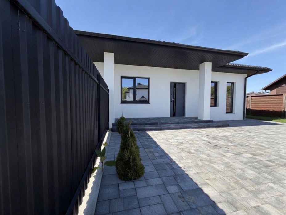 Продаж якісного 3-кім. дуплексу в с. Рованці.