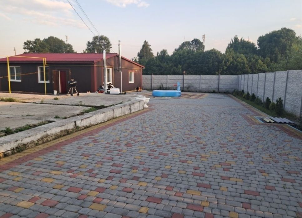 Продаж хорошого будинку