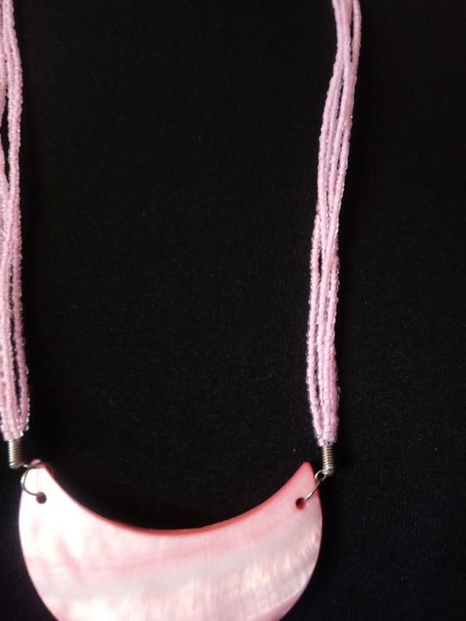 Naszyjnik korale różowe