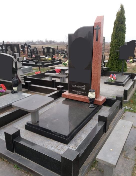 Пам'ятники гранітні