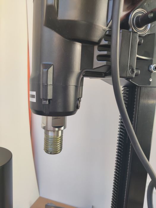 Maquina de furar carotes / caroteadora 3200W. + Broca 108 mm incluída