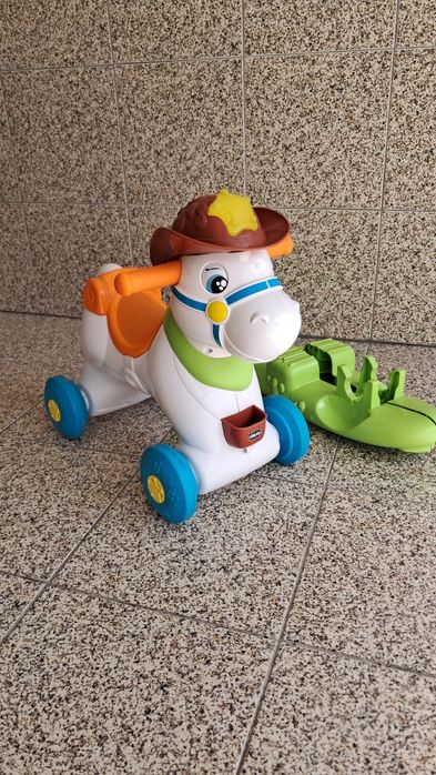 Cavalo cowboy chicco de balanço ou rodinhas