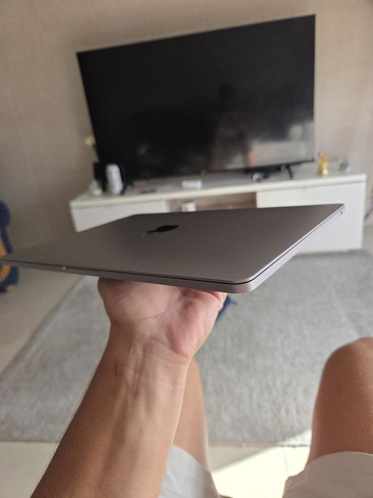 MacBook Pro 13" 2016 — 8GB RAM