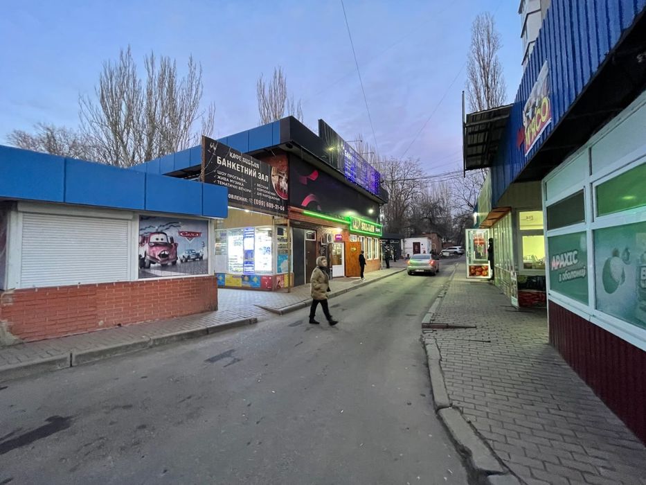 Третья Слободская р-к Юлиана очень бойкое место 85м 80000грн