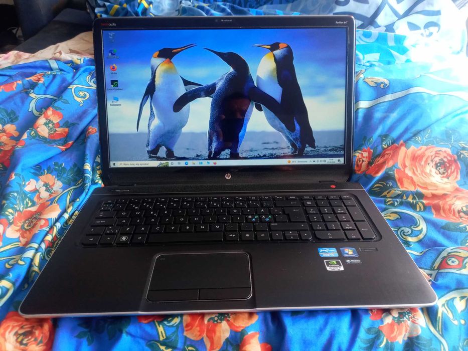 Laptop HP Pavilion dv7, procesor i5, 17"