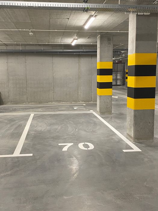 Miejsce postojowe w garażu podziemnym, łatwe parkowanie / Parking spot