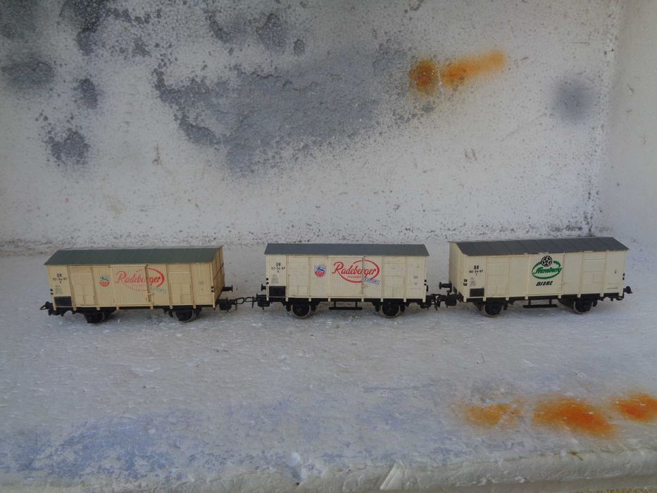 1:87 PIKO Lote de 3 carruagens caixa fechada comboio