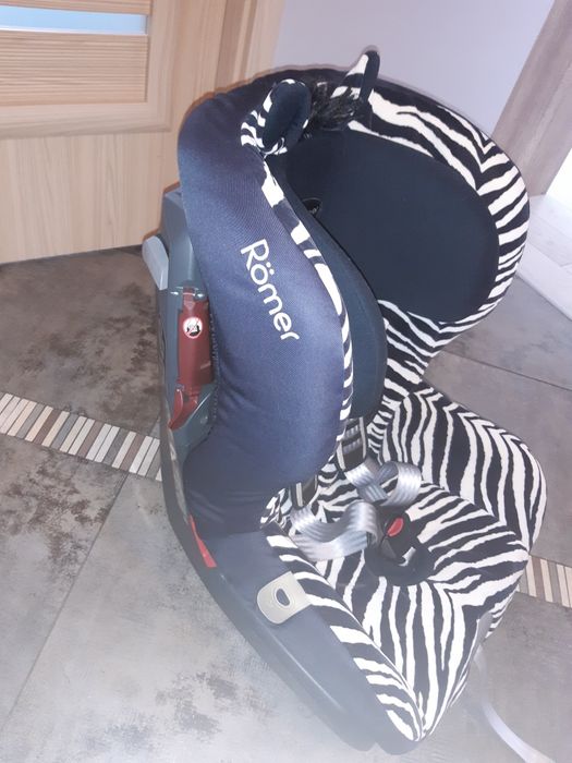 Fotelik Romer - zebra