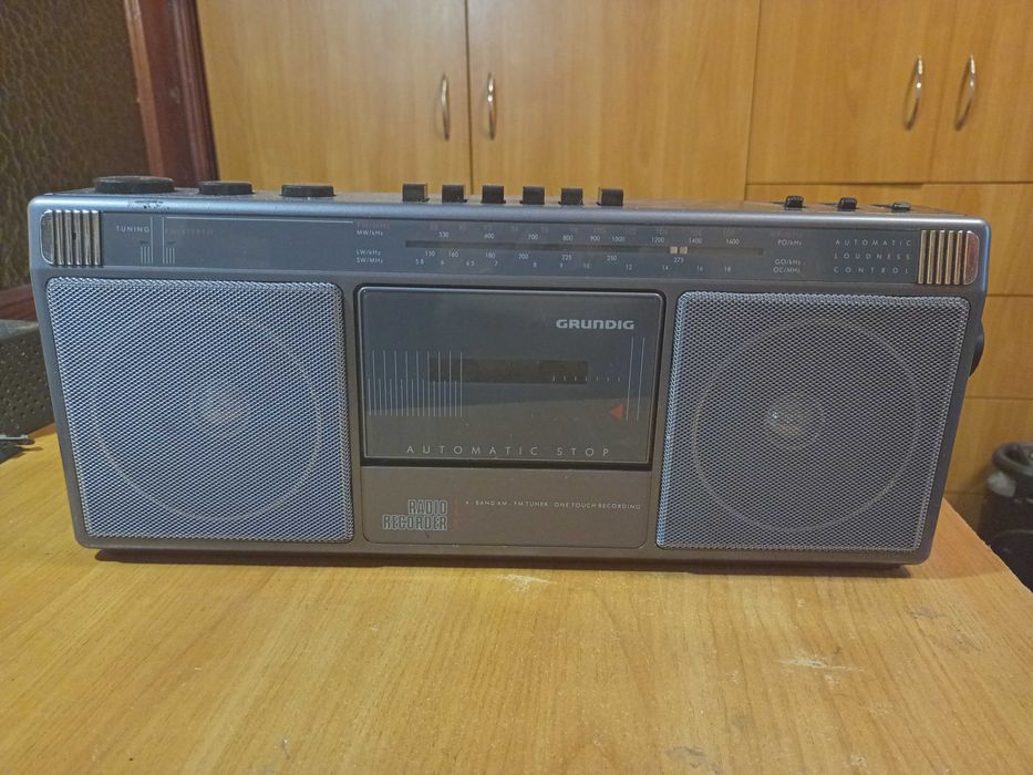 Магнитола "Grundig RR-446"