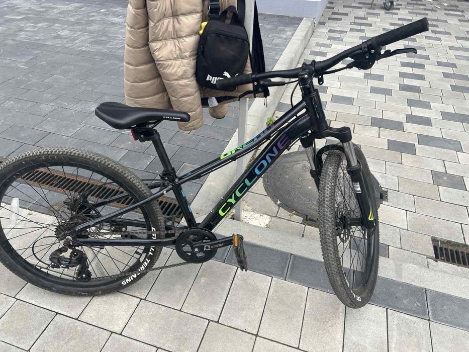 Велосипед CYCLON