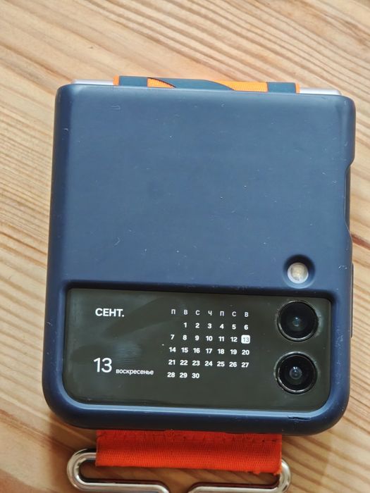 Samsung Galaxy Z Flip 3 8/256 1sim, все работает, идеальное состояние!