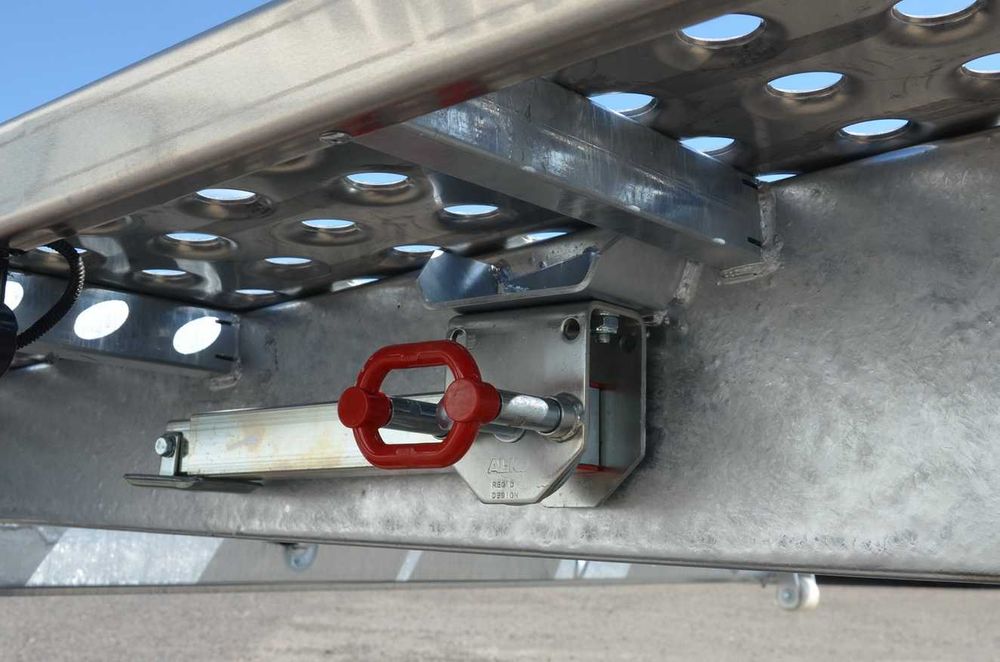 Лавета PRAGMATEC тривісний для перевезення двох авто, лафет, прицеп