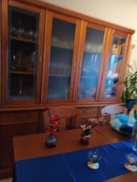 Mobília de sala em pinho mel em bom  estado