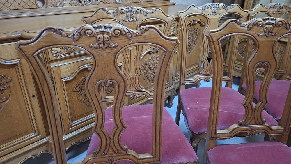 Zestaw ludwikowski do salonu lub jadalni  . Komoda  witryna stol 6 krzeseł